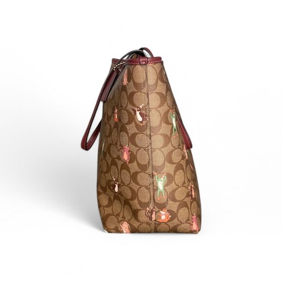 Coach Reversible City Tote In Signature Canvas with Party Animal Print #F80246 - Picture 4 of 8